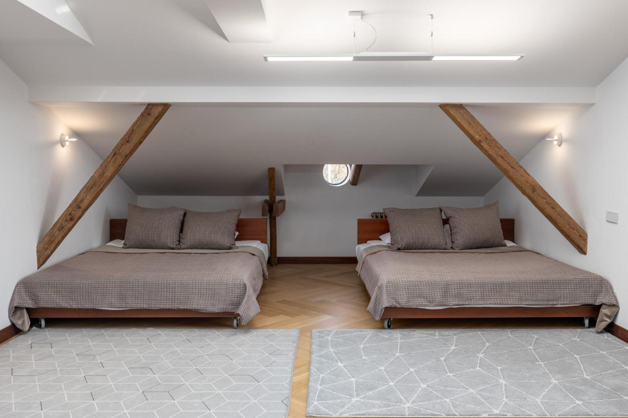 Roze Brivzemnieka Apartments 利耶帕亚 外观 照片